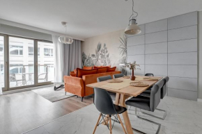Dom & House – Old Town Waterlane